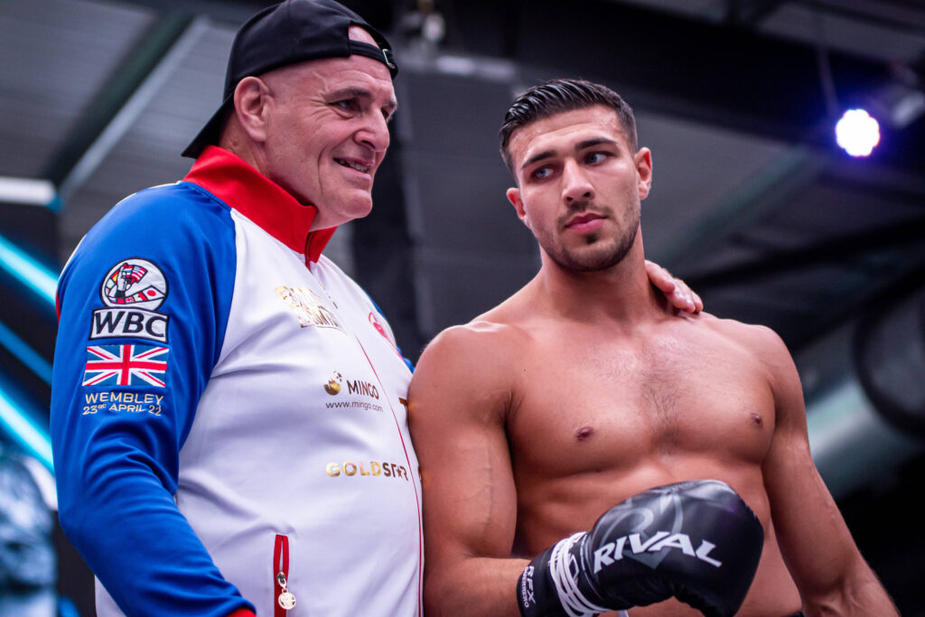 April 19, 2022, London, England, London, England, United Kingdom: LONDON, ENGLAND - APRIL 19: Tommy Fury and his father,