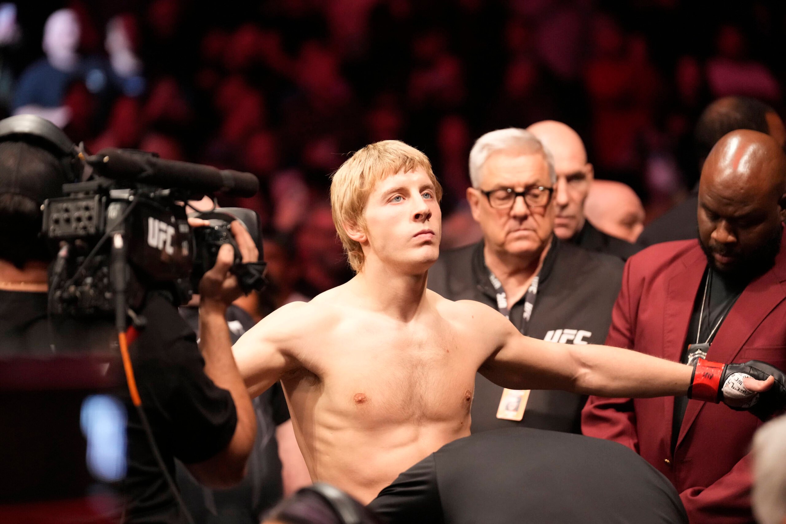 December 10, 2022, Las Vegas, Nevada, Las Vegas, NV, United States: LAS VEGAS, NV - DECEMBER 10: Paddy Pimblett prepares to fight Jared Gordon in t...