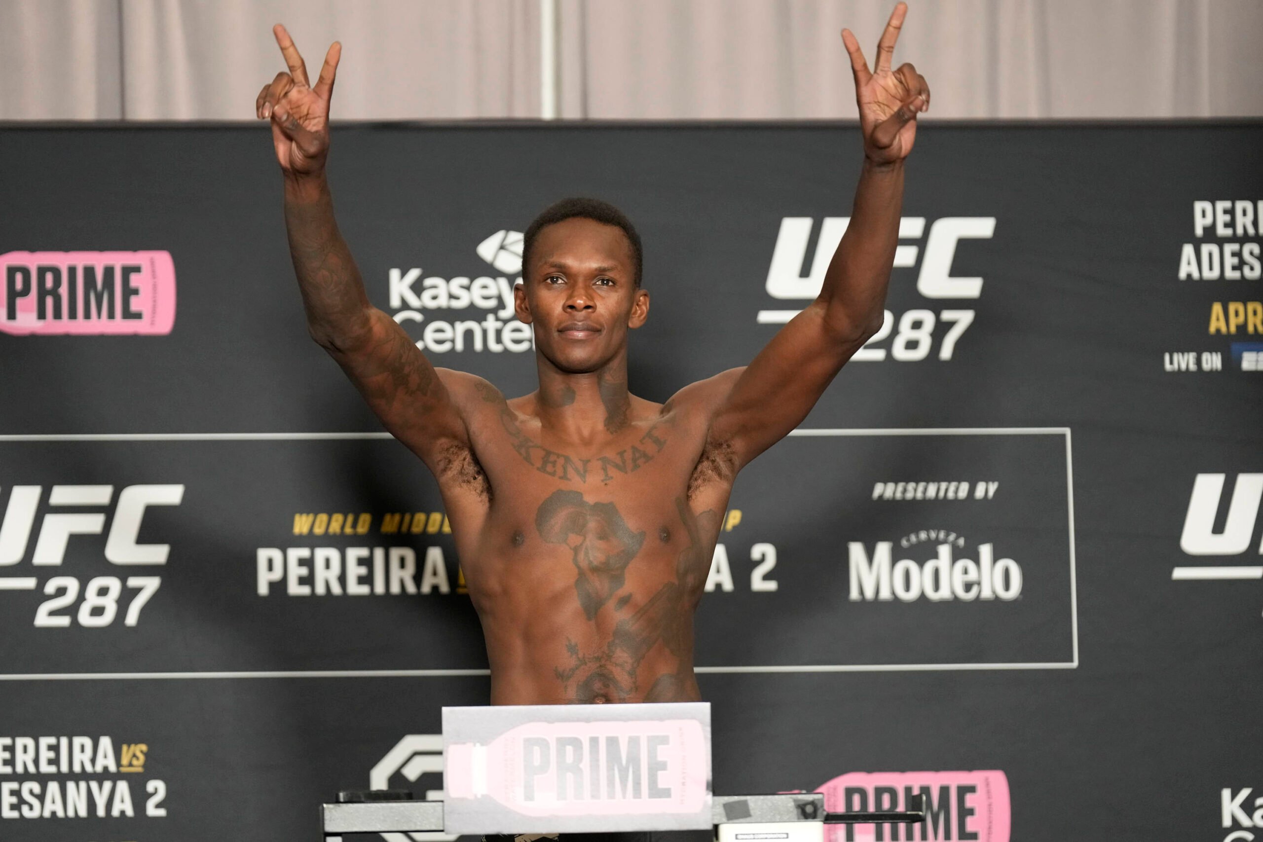 Israel Adesanya weighing in for UFC 287.