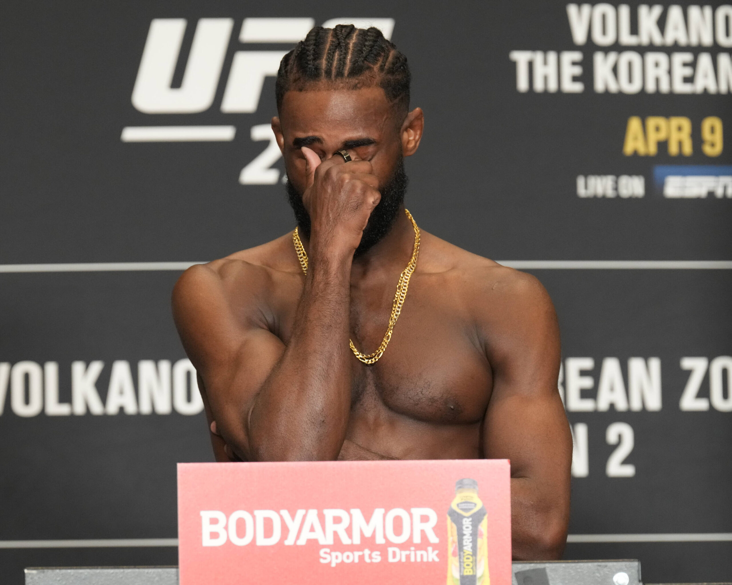 Aljamain Sterling weighs in for UFC 273.
