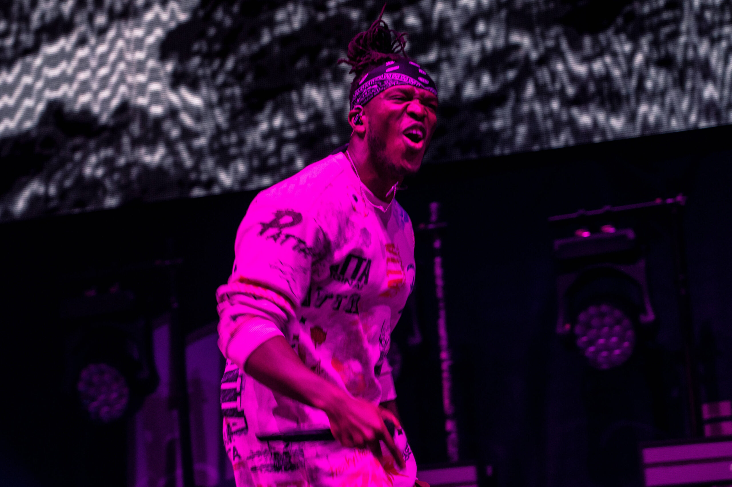 Pros react to KSI's KO of Joe Fournier on Twitter