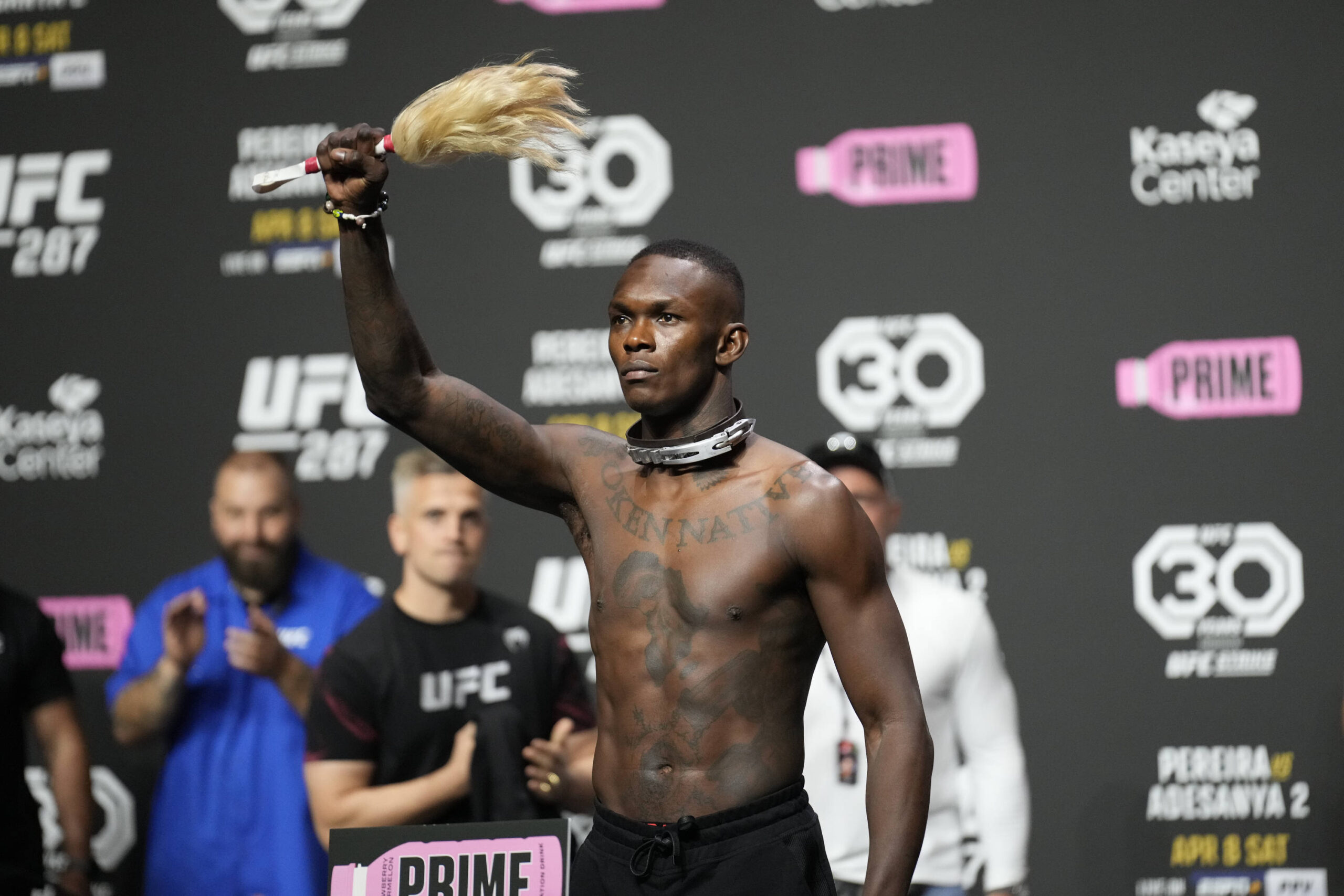 Israel Adesanya is the logical choice for UFC 293.