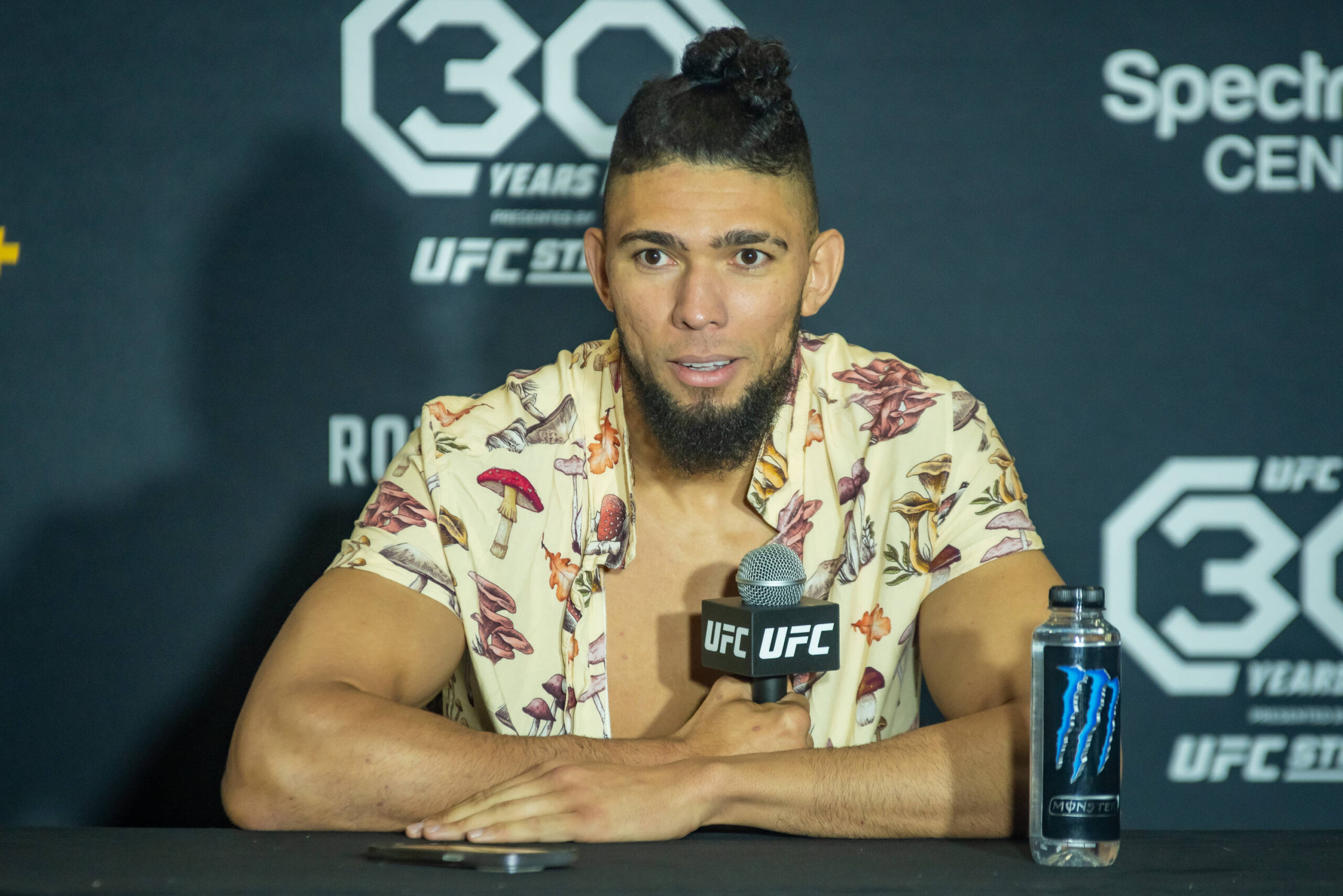 Johnny Walker is set to face Anthony Smith at UFC on ABC 4.