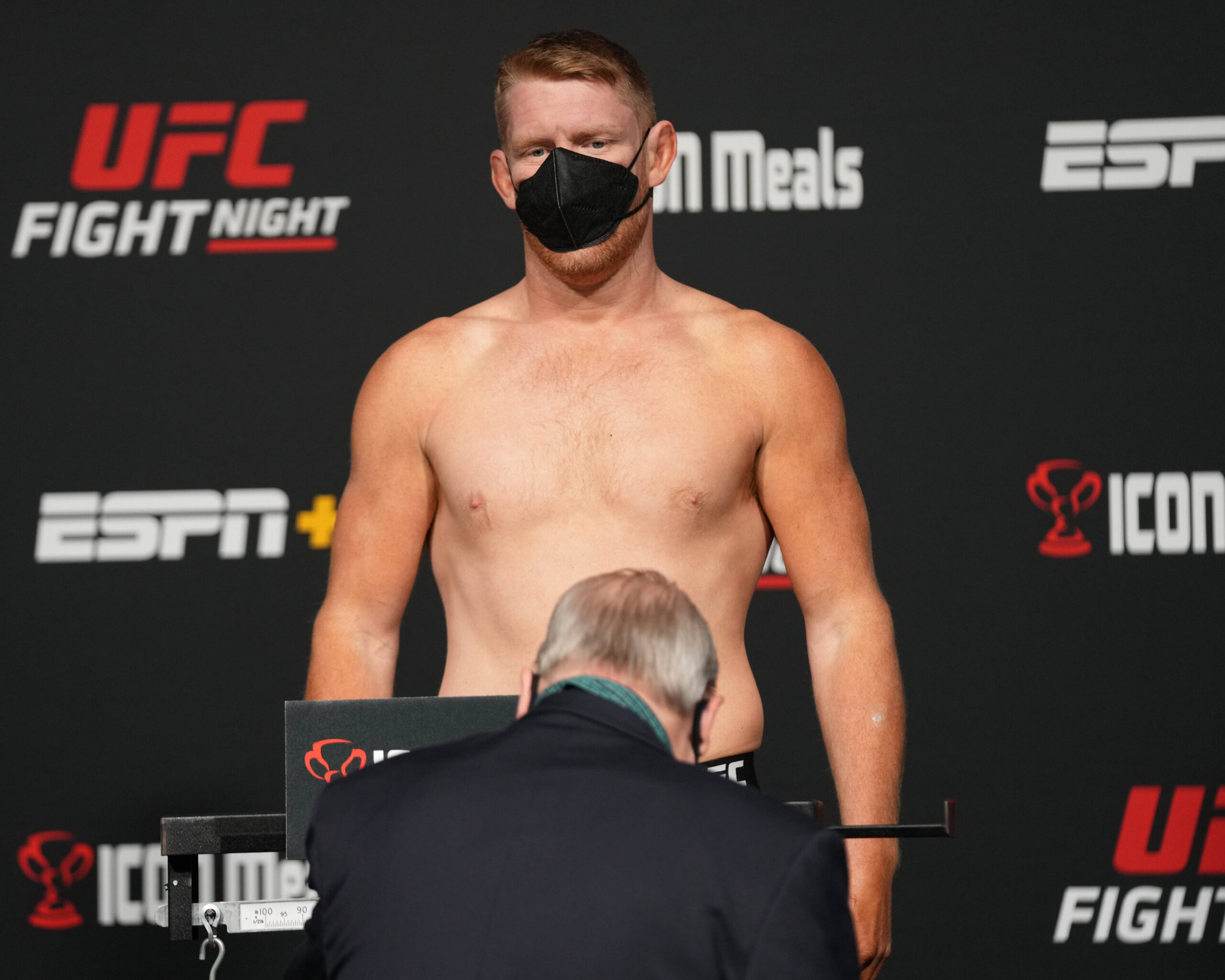 UFC Apex LAS VEGAS, NV - February 4: Sam Alvey steps on the scale for the official weight at the UFC Apex for UFC Vegas 47 - Hermansson vs Strickla...