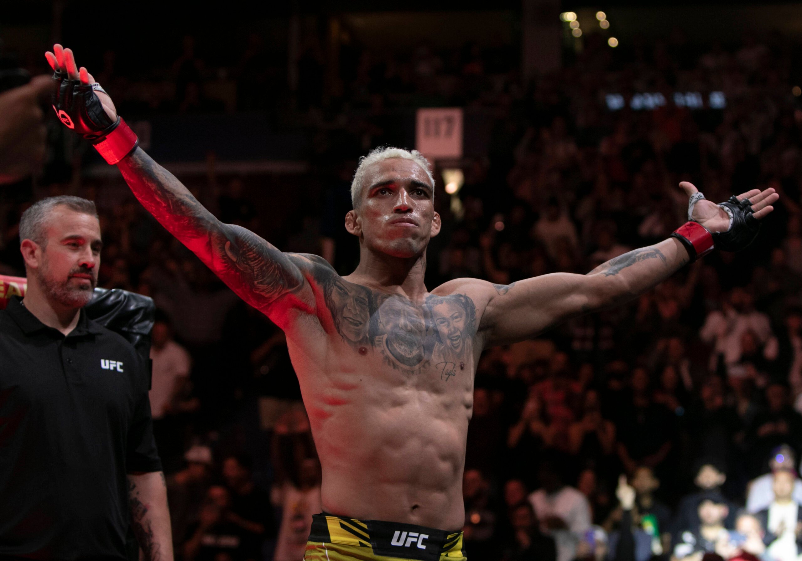 IMAGO/ZUMA WIRE: Charles Oliveira eyes money fights after UFC 289.