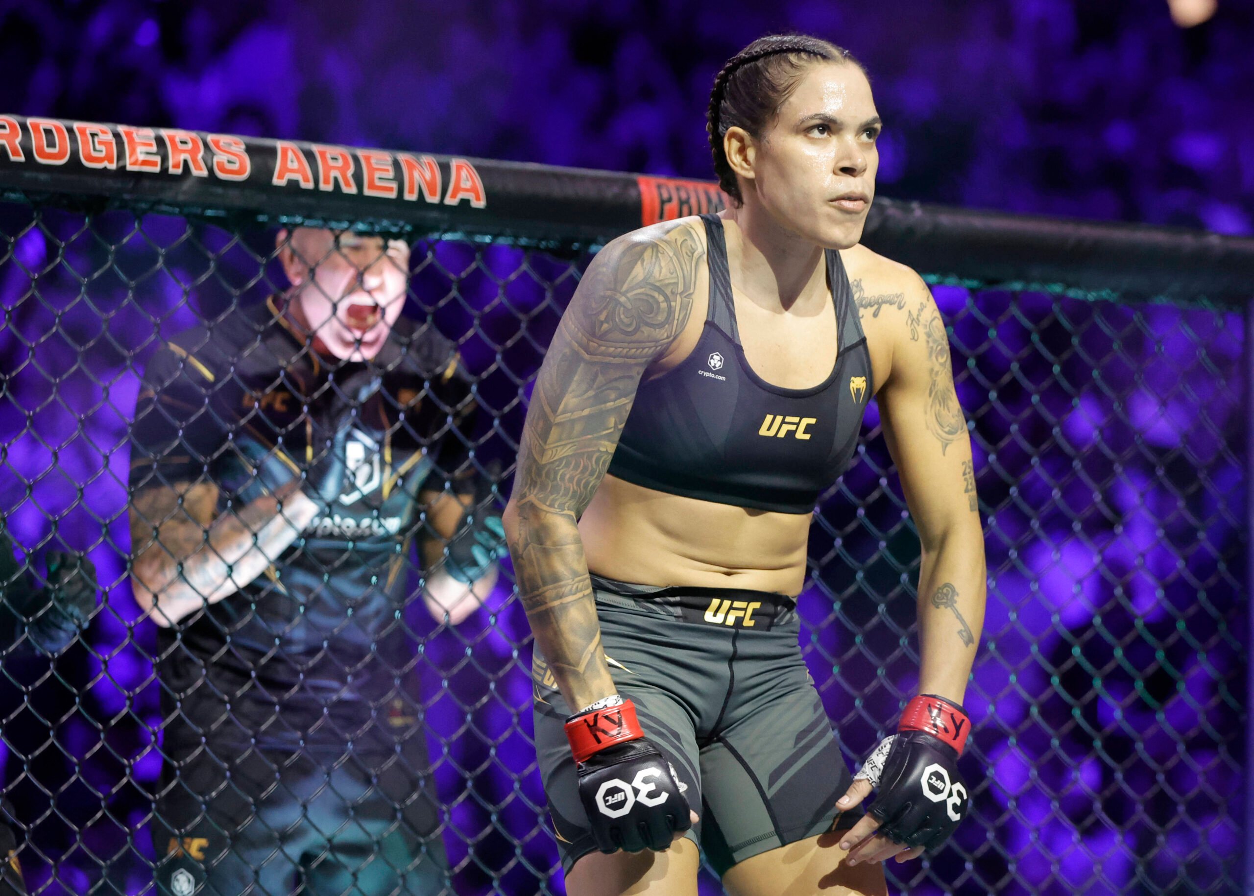 IMAGO/ZUMA Wire: Amanda Nunes retired at UFC 289.