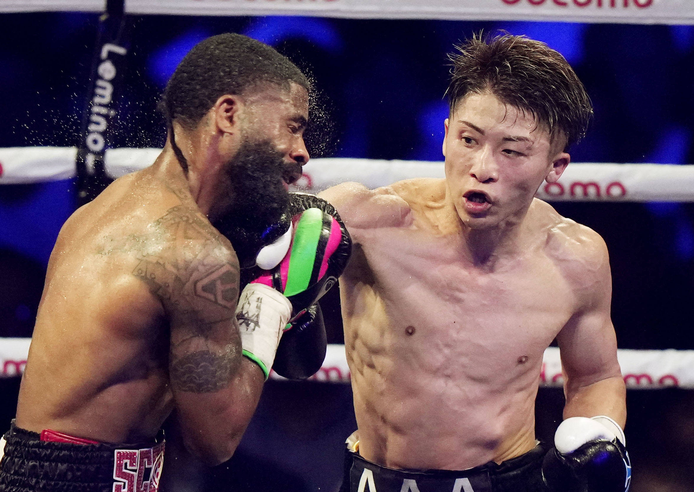 Nayoa Inoue exchanges with Stephen Fulton