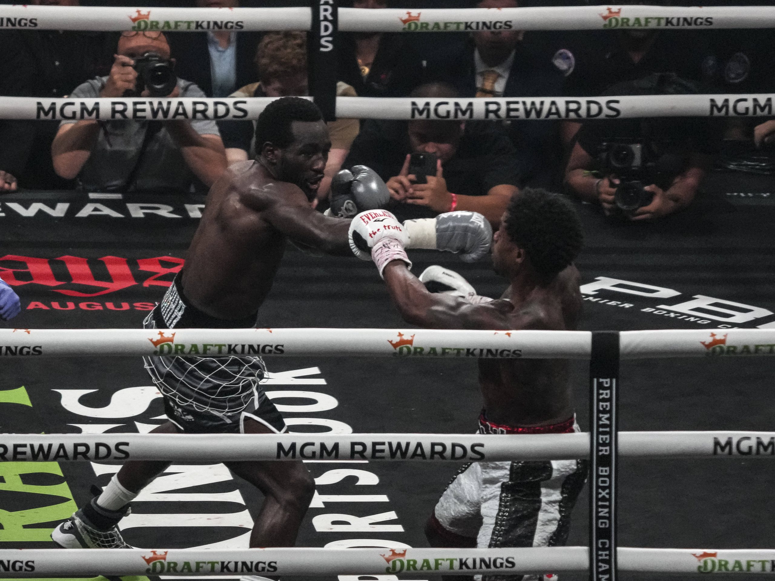 July 29, 2023, Las Vegas, Nevada, USA: Action between WBC, WBA and IBF unified welterweight champion Errol Spence Jr. (28-1 22KOs white black & red...