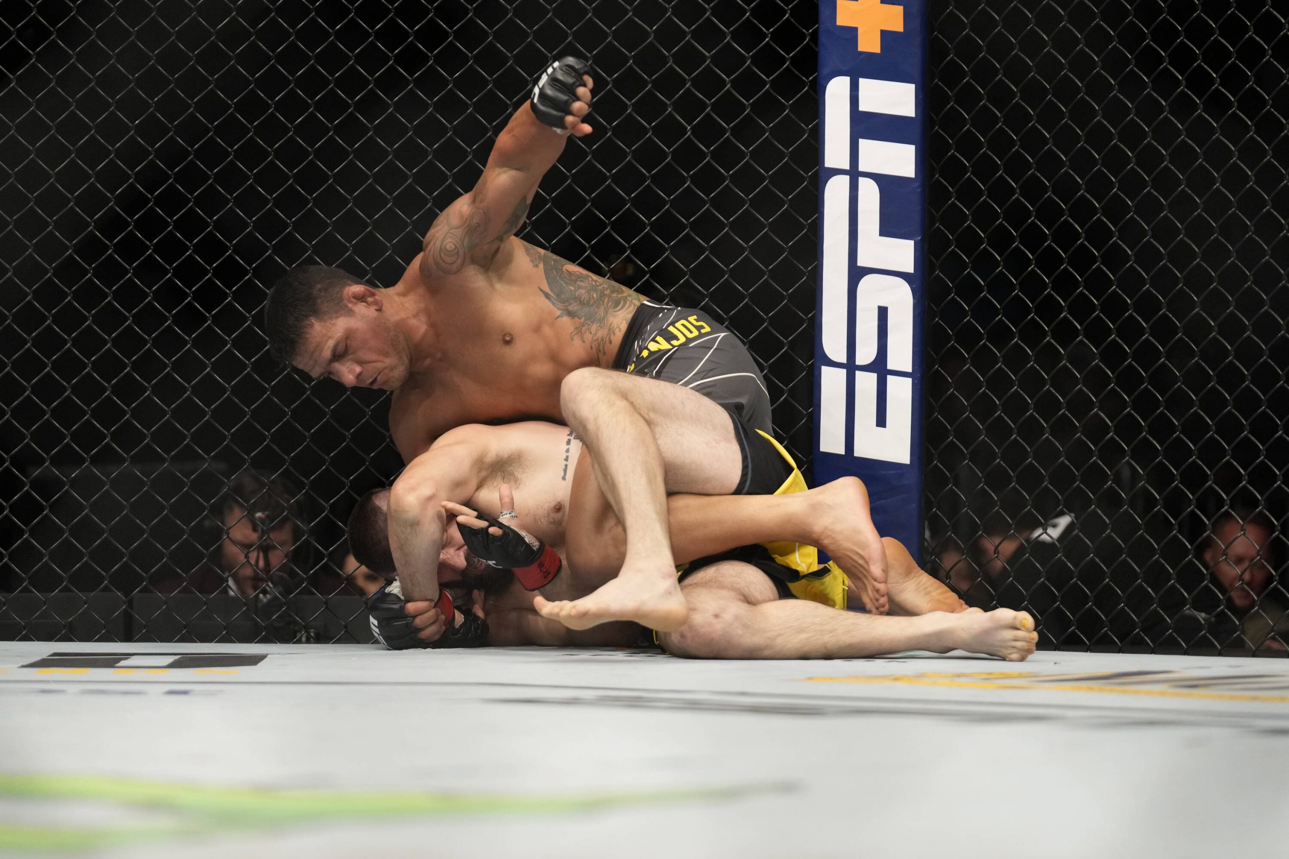 Vicente Luque vs. Rafael dos Anjos headlines tonight's UFC fight night card