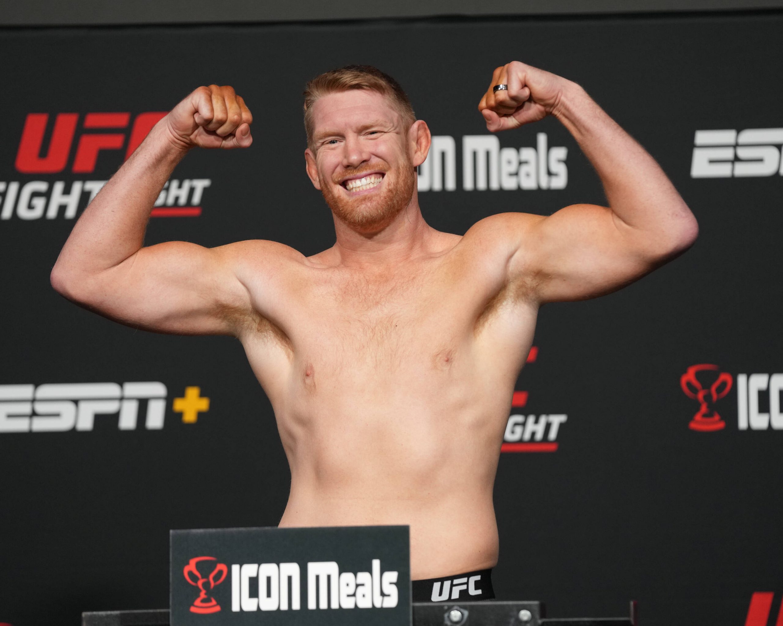 UFC vet Sam Alvey weighs in for his fight with Brendan Allen.