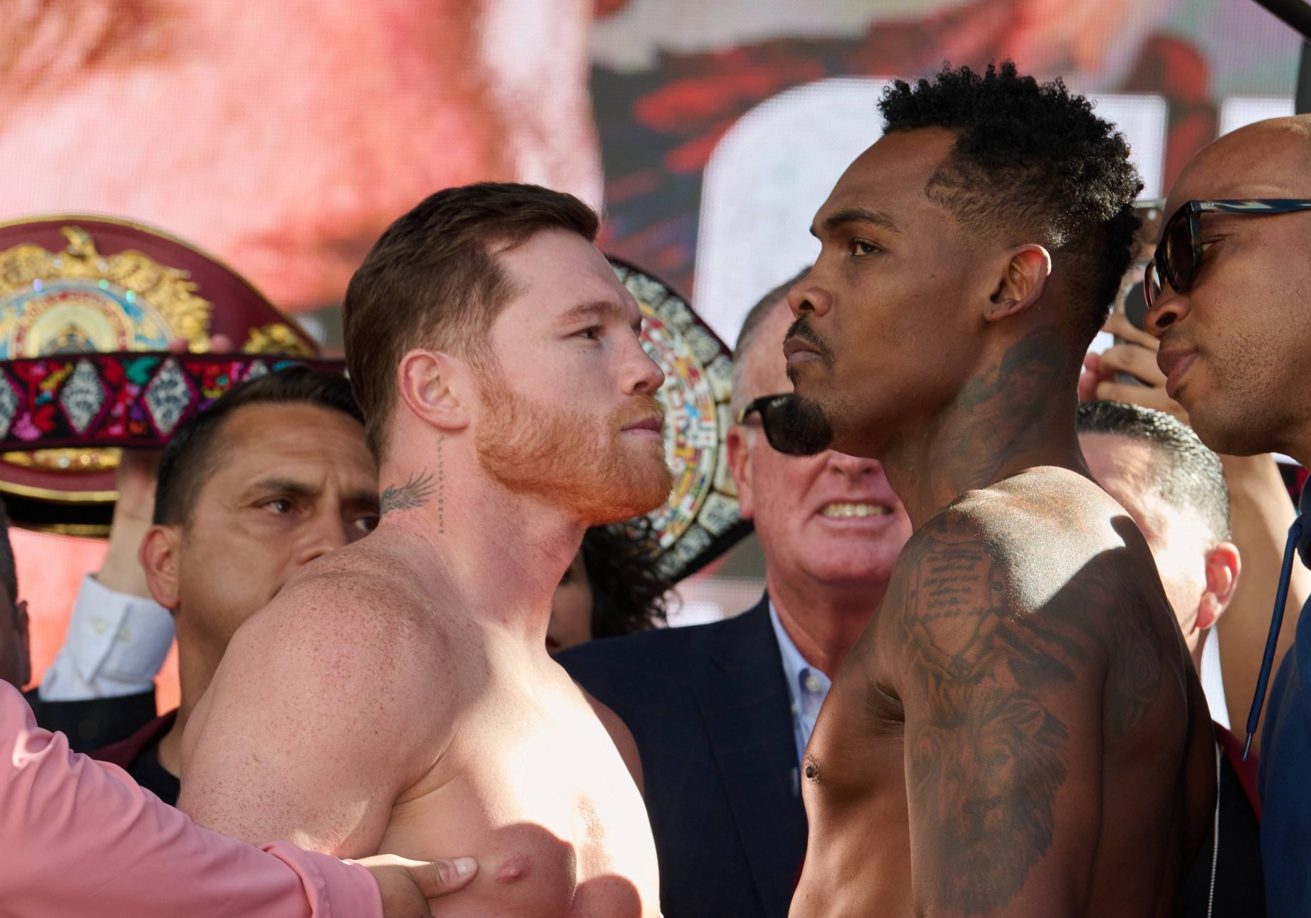 Canelo Alvarez vs. Jermell Charlo headlines tonight's biggest live boxing fight