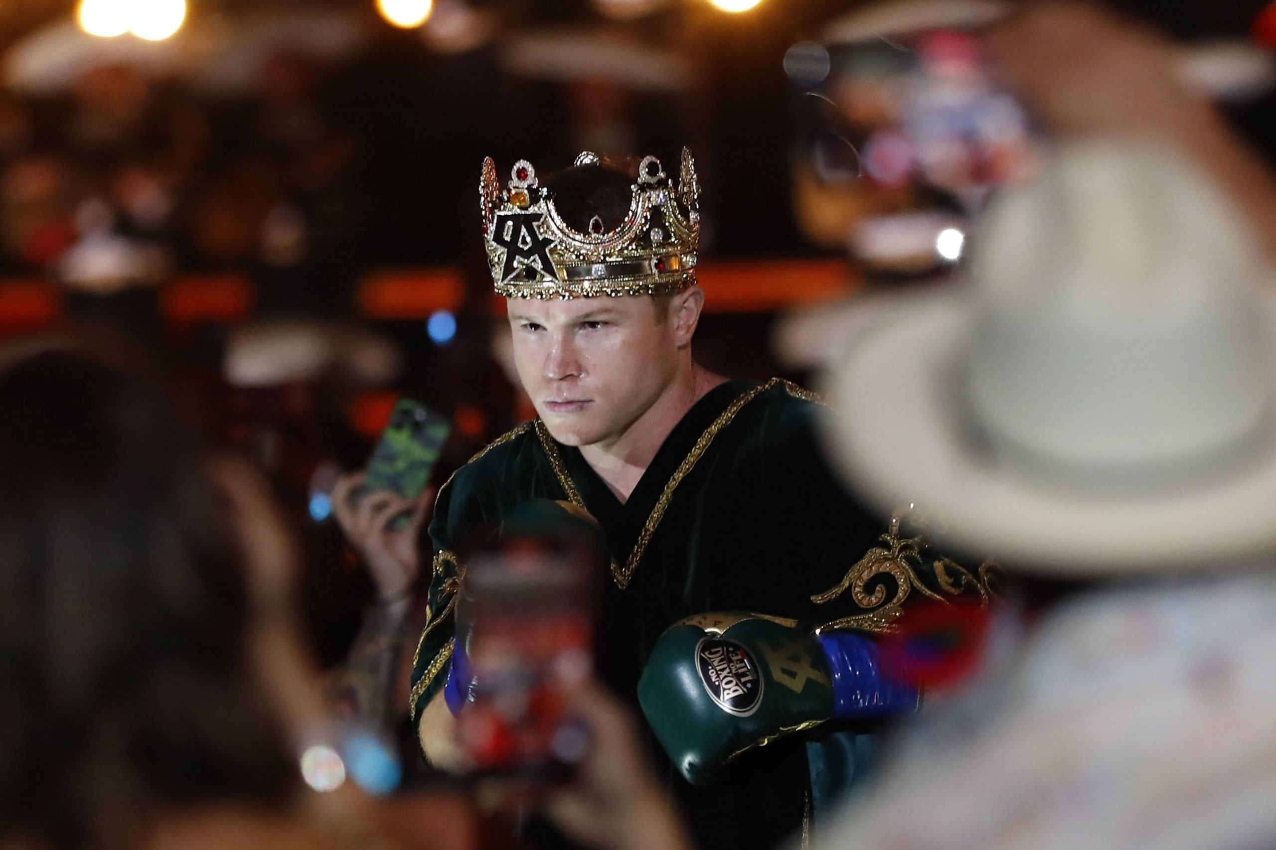RECORD DATE NOT STATED Saul -Canelo Alvarez (MEX) during the fight The King Coming Home for the Super Middleweight titles, endorsed by the World Bo...