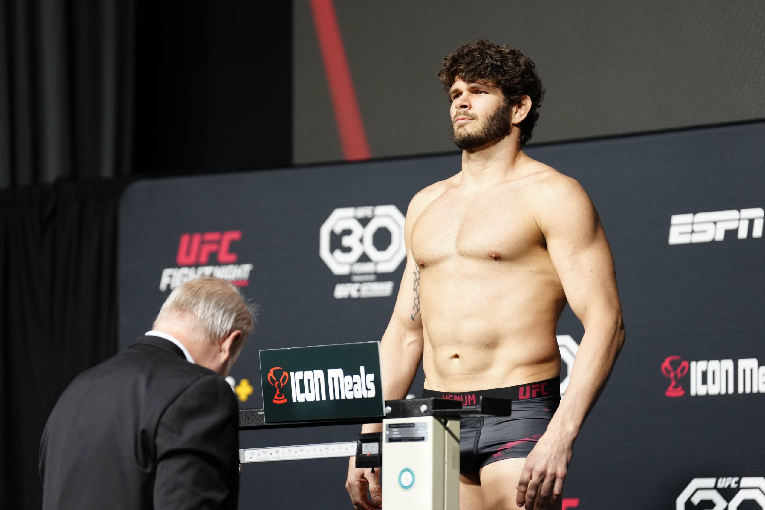 Philipe Lins reportedly won't be appearing at Saturday's UFC Fight Night.