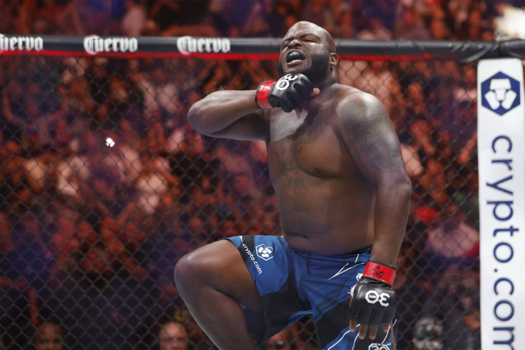 MMA: UFC 291 - Lewis vs Rogerio De Lima Jul 29, 2023; Salt Lake City, Utah, USA; Derrick Lewis (red gloves) reacts to defeating Marcos Rogerio De Lima (blue gloves) during UFC 291 at Delta Center. Salt Lake City Delta Center Utah USA, EDITORIAL USE ONLY PUBLICATIONxINxGERxSUIxAUTxONLY 20230729_szo_si8_0294