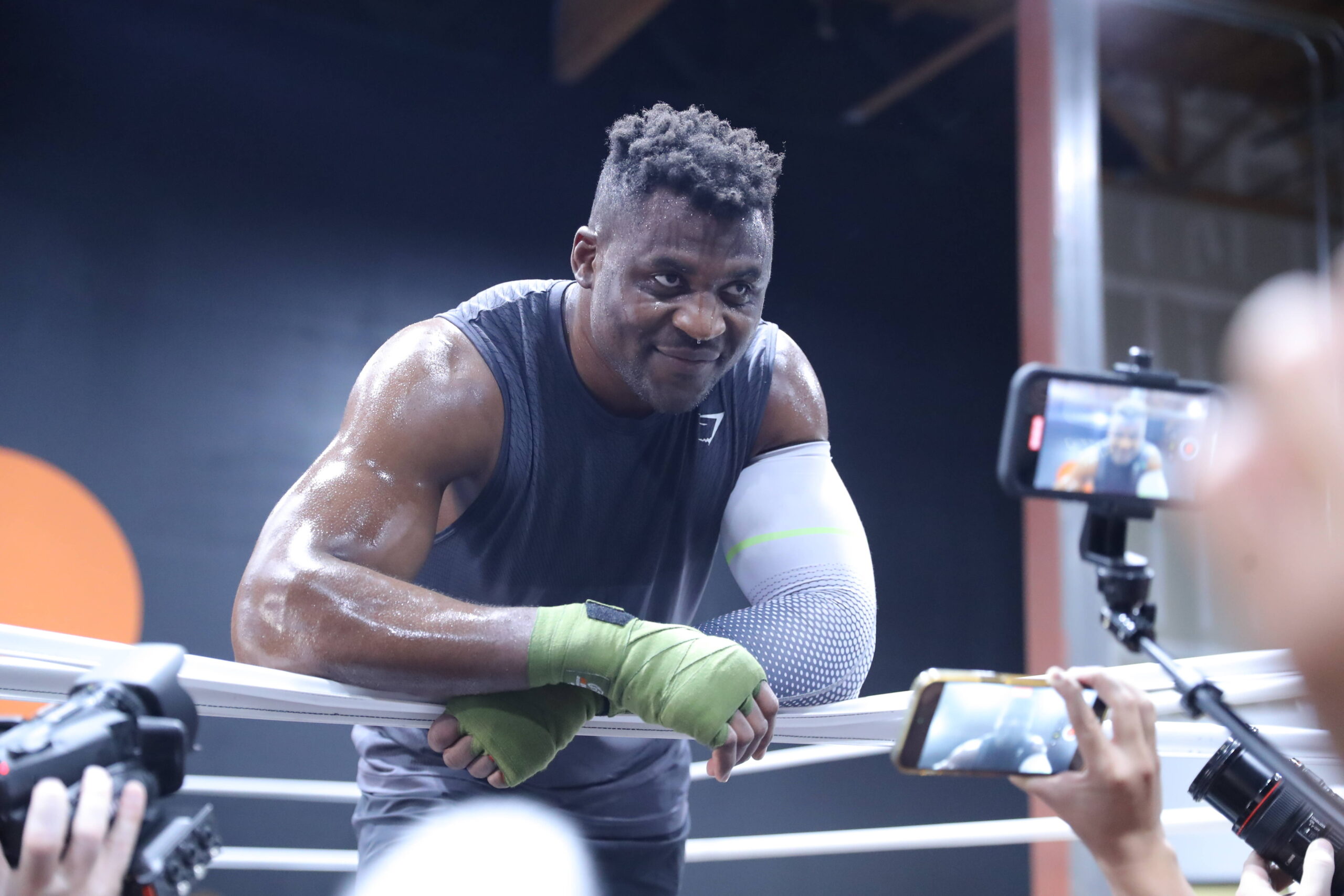 September 26 2023,Francis Ngannou,Media Workout,Las Vegas,Nevadas,Nevada Las Vegas Nevada USA NgonnouWorkout_Hoganphotos1695