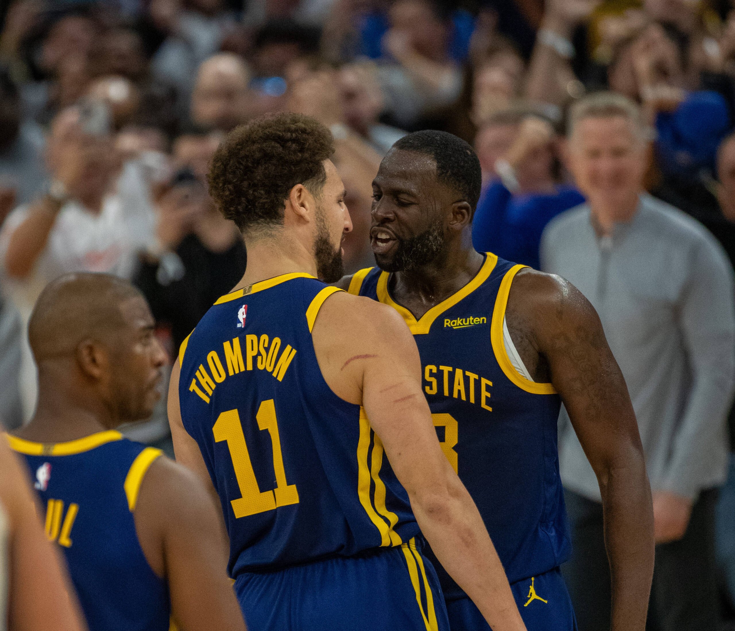 (231102) -- SAN FRANCISCO, Nov. 2, 2023 -- Klay Thompson and Draymond Green (R) of Golden State Warriors react during the 2023-2024 NBA, Basketball...