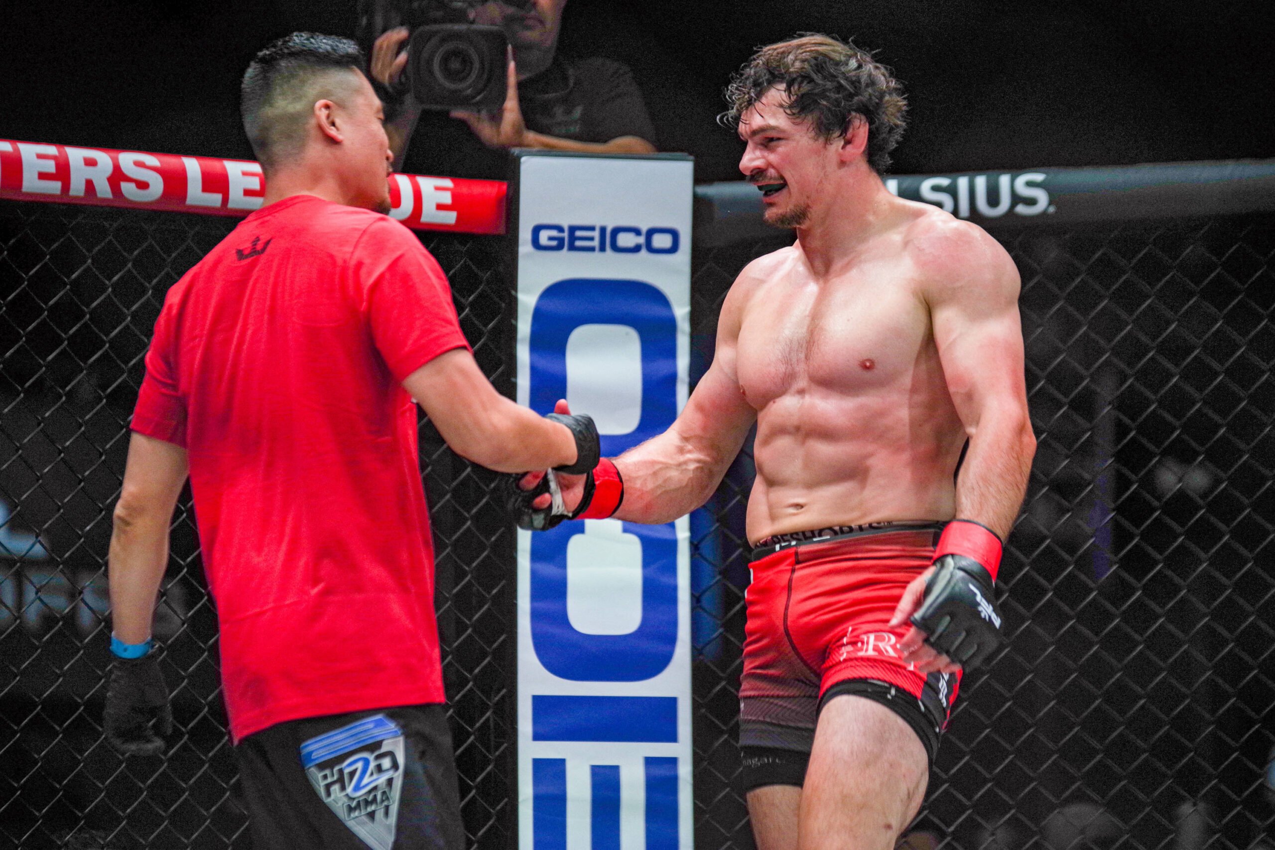 Olivier Aubin-Mercier will attempt to become a two-time PFL Lightweight Champion in Friday's main event.