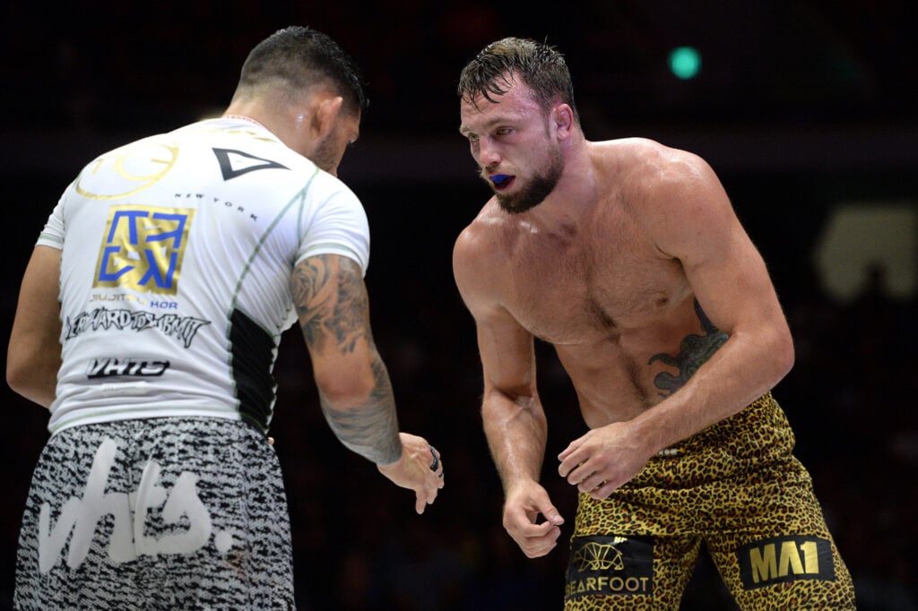 FloSports: FloGrappling ADCC World Championship, WM, Weltmeisterschaft Sep 29, 2019; Anaheim, CA, USA; Matheus Diniz (blue) fights Craig Jones (red) during the ADCC World Championship at Anaheim Convention Center. Mandatory Credit: Orlando Ramirez-USA TODAY Sports, 29.09.2019 13:51:13, 13447324, FloSports, Craig Jones, Anaheim Convention Center PUBLICATIONxINxGERxSUIxAUTxONLY 13447324