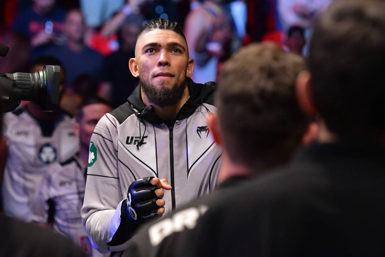 Johnny Walker will fight at UFC Vegas 84