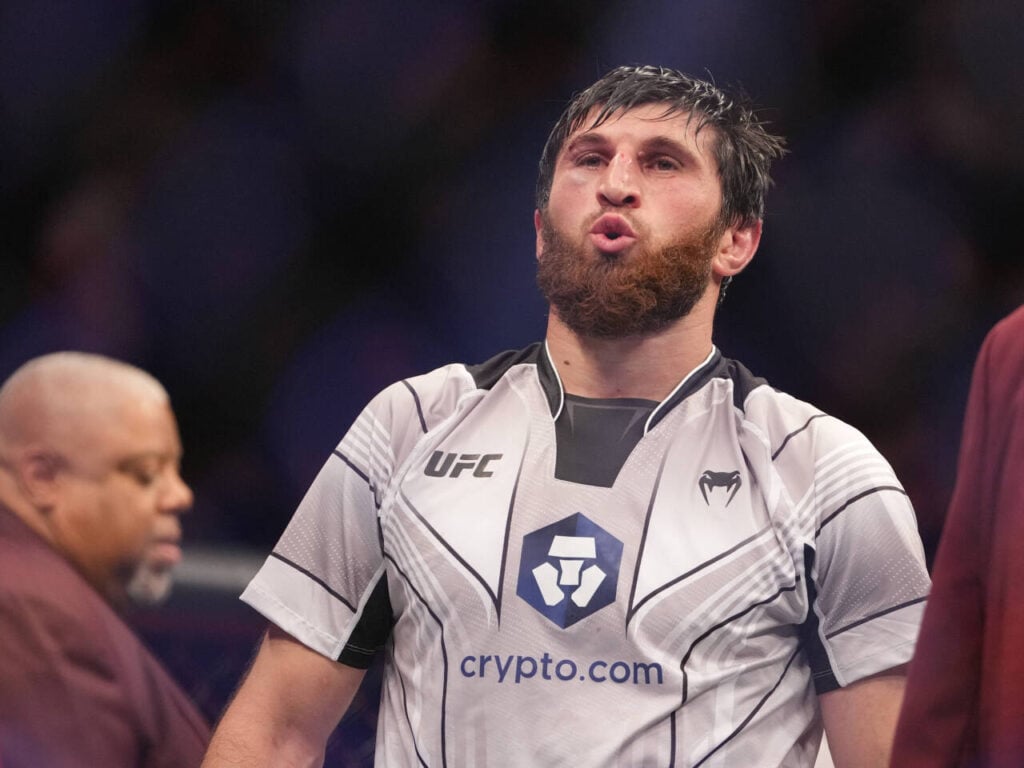 MMA: UFC 282 - Blachowicz vs Ankalaev Dec 10, 2022; Las Vegas, Nevada, USA; Magomed Ankalaev (blue gloves) reacts after the fight against Jan Blachowicz (red gloves) during UFC 282 at T-Mobile Arena. Las Vegas T-Mobile Arena Nevada USA, EDITORIAL USE ONLY PUBLICATIONxINxGERxSUIxAUTxONLY 20221210_szo_cs1_0379