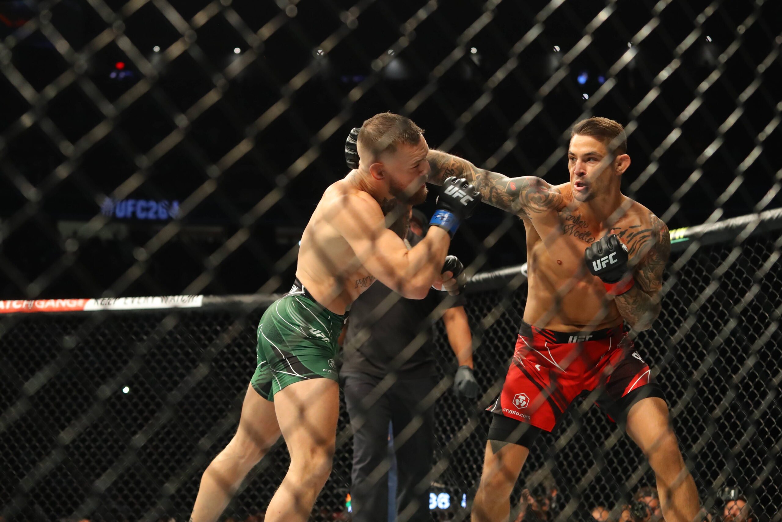 UFC 264, T-Mobile Arena, Las Vegas, Nevada, USA 10 7 2021 Dustin Poirier vs Conor McGregor Dustin Poirier in action against Conor McGregor Dustin P...