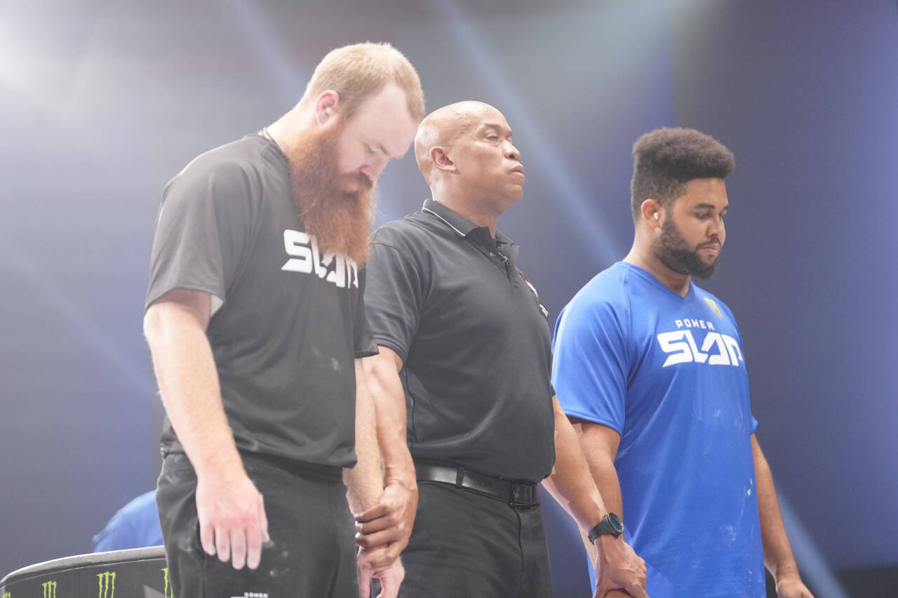 UFC, Slap For Cash - Ohrfeigen-Event in Las Vegas May 24, 2023, Las Vegas, NV, LAS VEGAS, NV, United States: LAS VEGAS, NV - MAY 24: Damien Ã¢â‚¬oe...