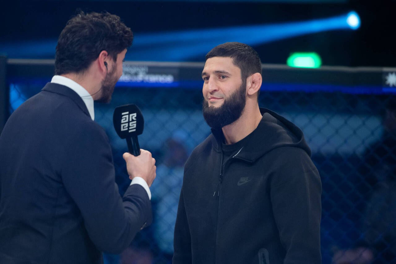 Khamzat Chiamev speaking after the victory of Aboucacar Younoussov. Levallois Palais des Sports Marcel-Cerdan France JB2_5249 UFC