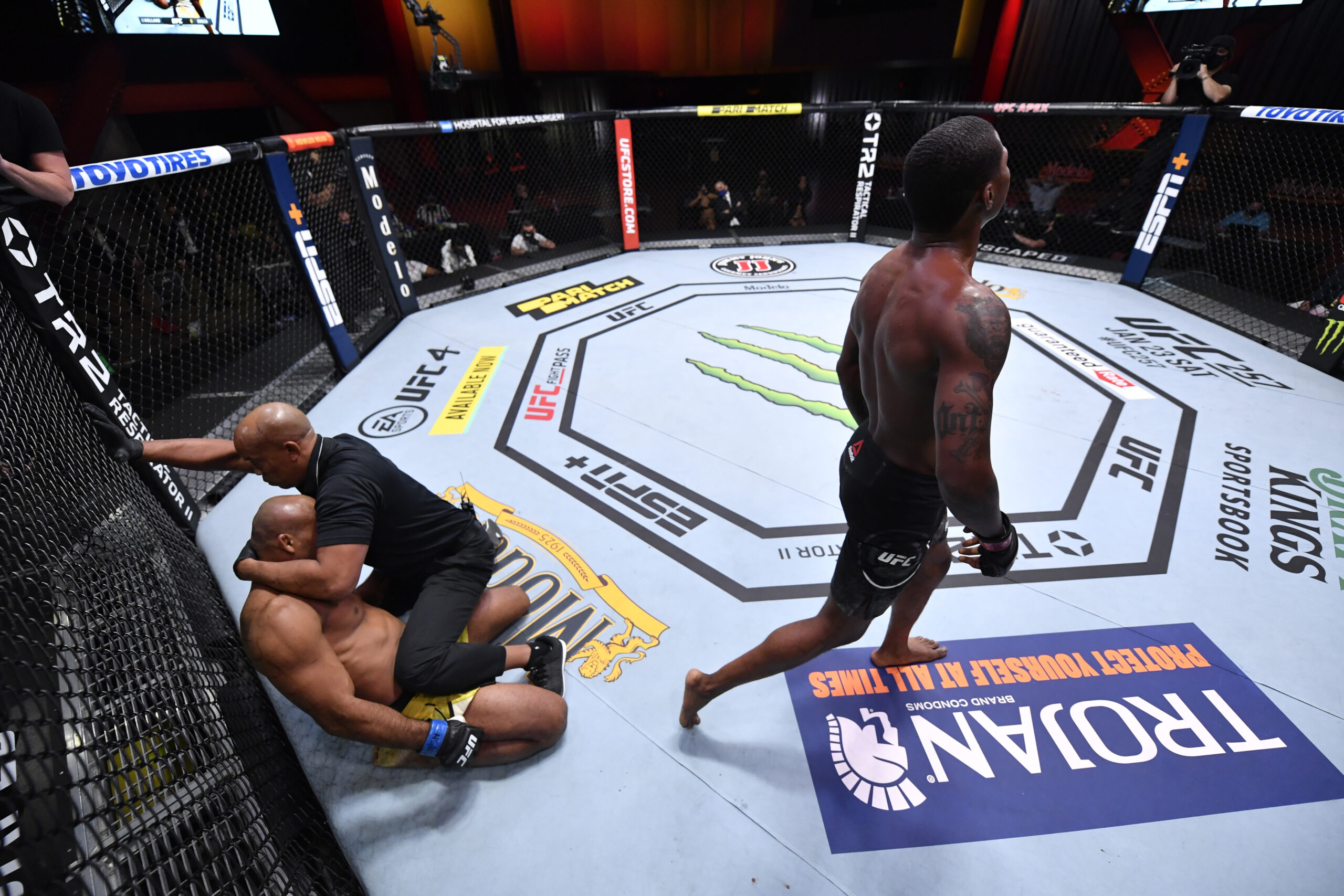 Photo by Jeff Bottari/Zuffa LLC
