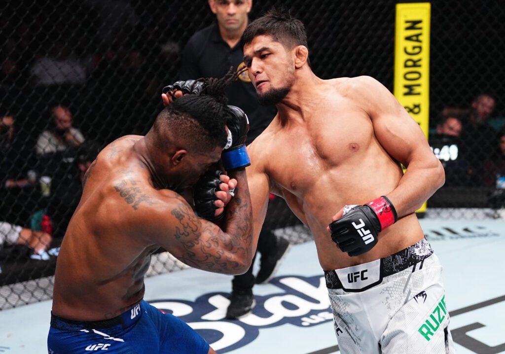 UFC Fight Night: Ruziboev v Dumas