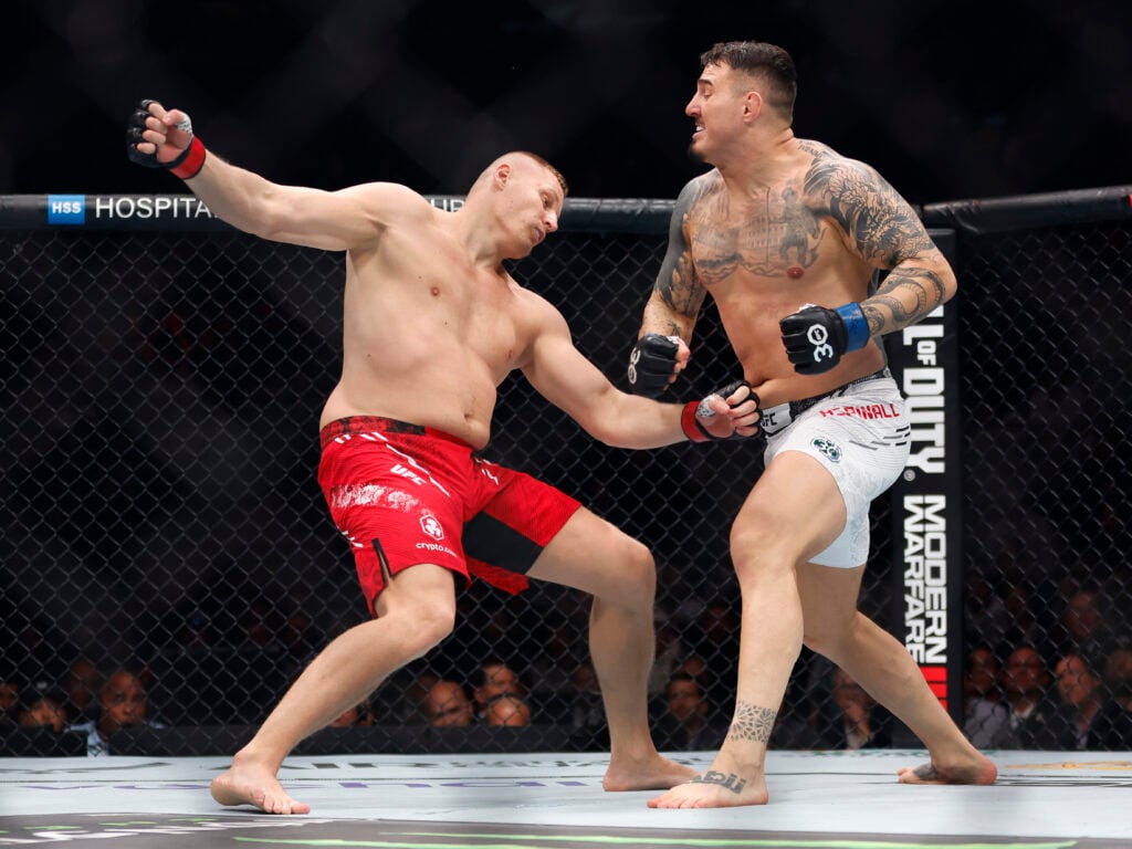 UFC 295: Pavlovich v Aspinall