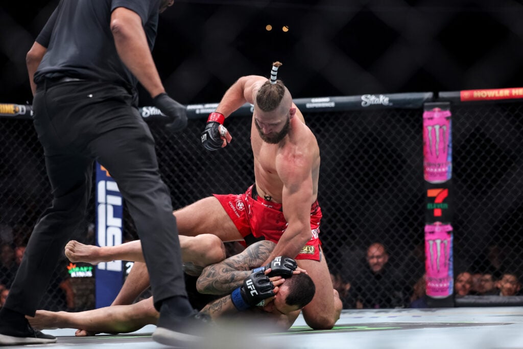 UFC 300: Pereira v Hill