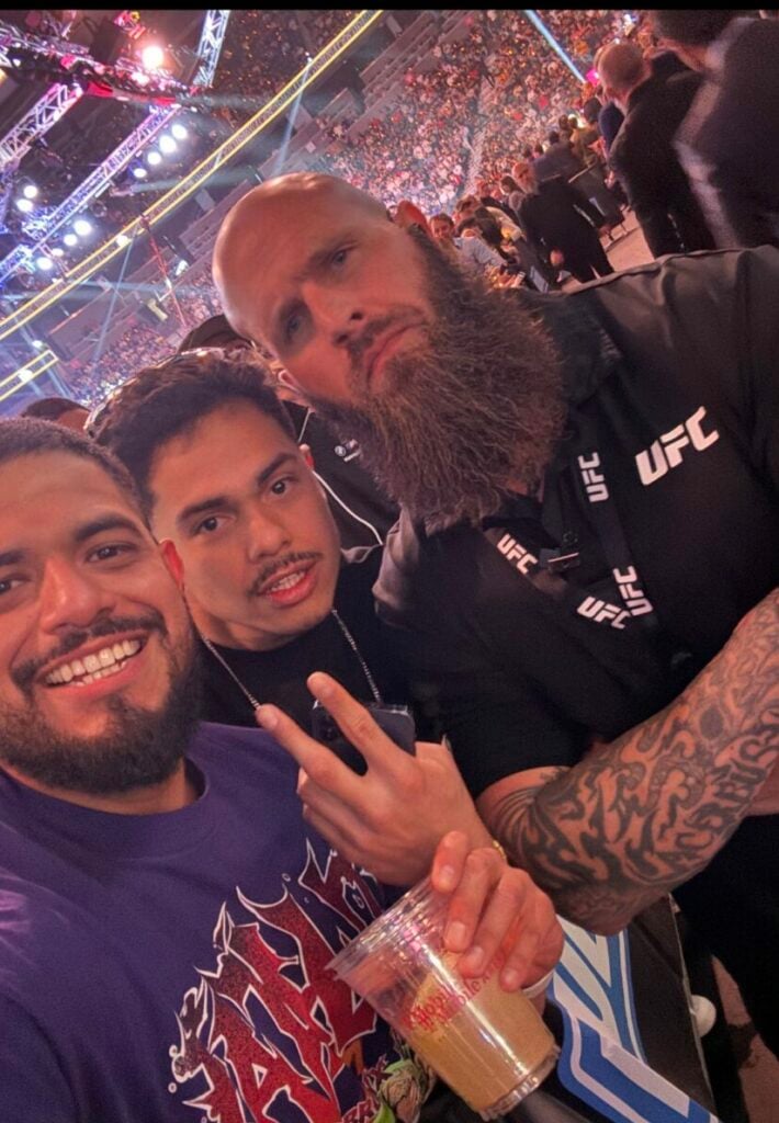 Obed Ardon with security