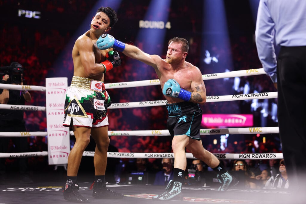 Canelo Alvarez v Jaime Munguia