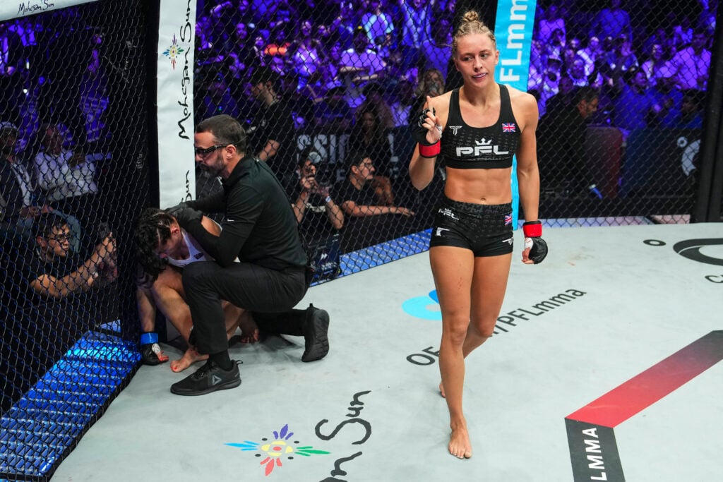 Dakota Ditcheva celebrates after landing a first round KO of Chelsea Hackett