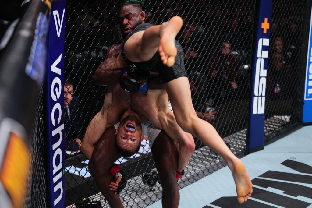 UFC 300: Kattar v Sterling