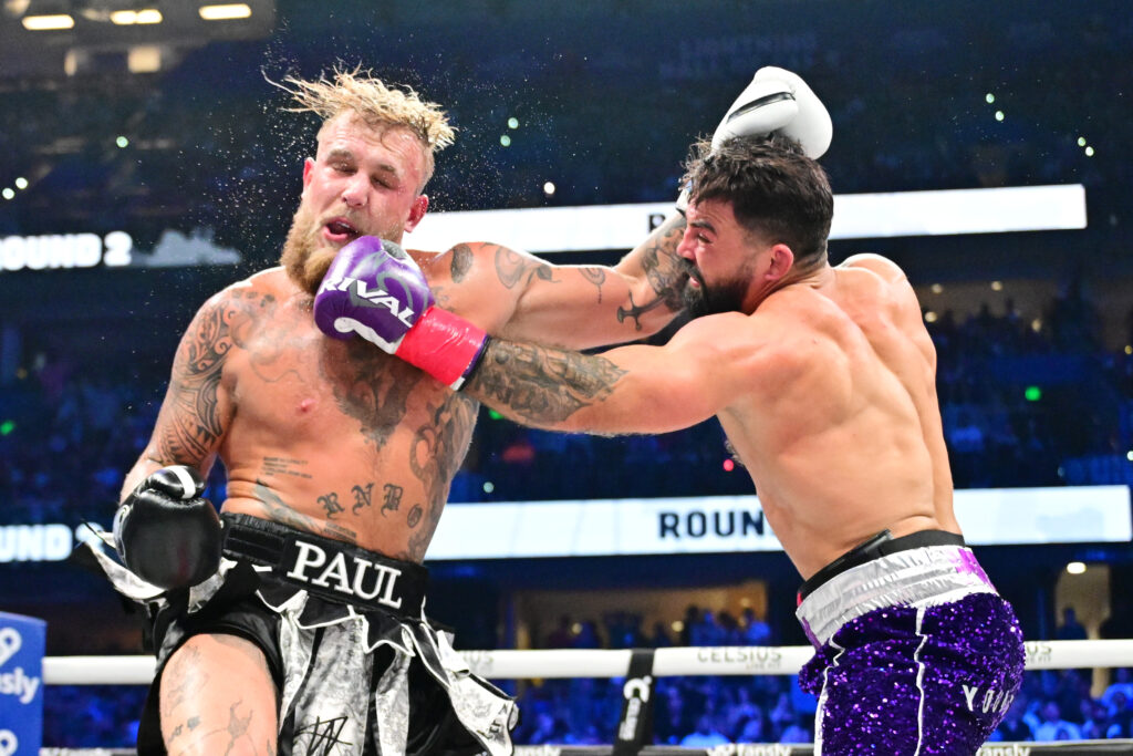Jake Paul v Mike Perry