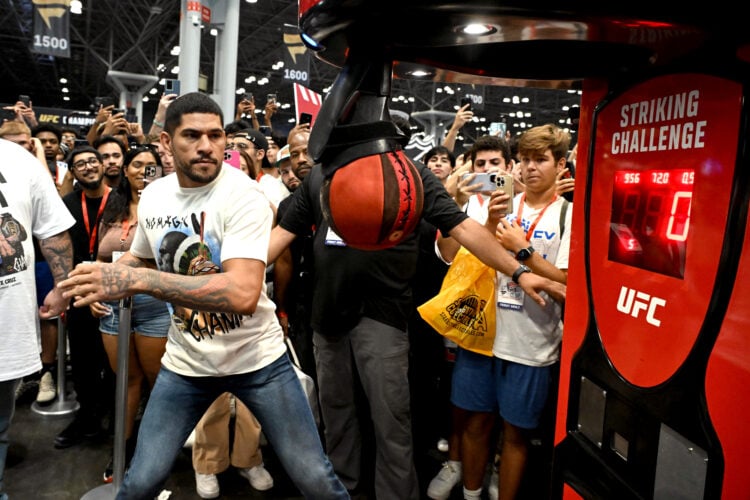 Photo by Dave Kotinsky/Getty Images for Fanatics