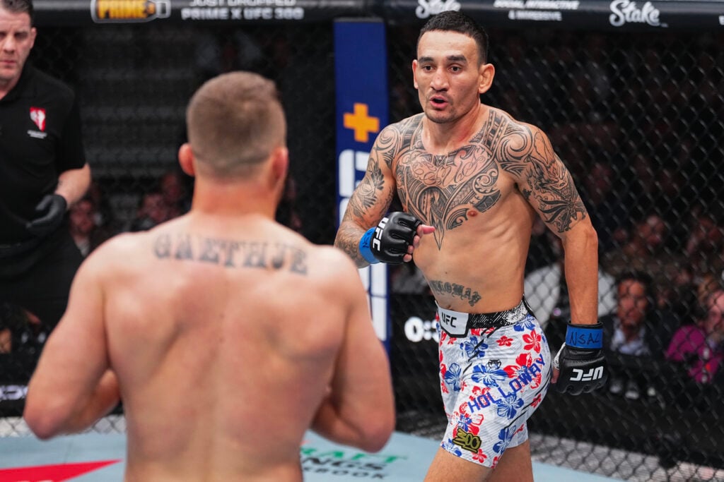 UFC 300: Oliveira v Tsarukyan