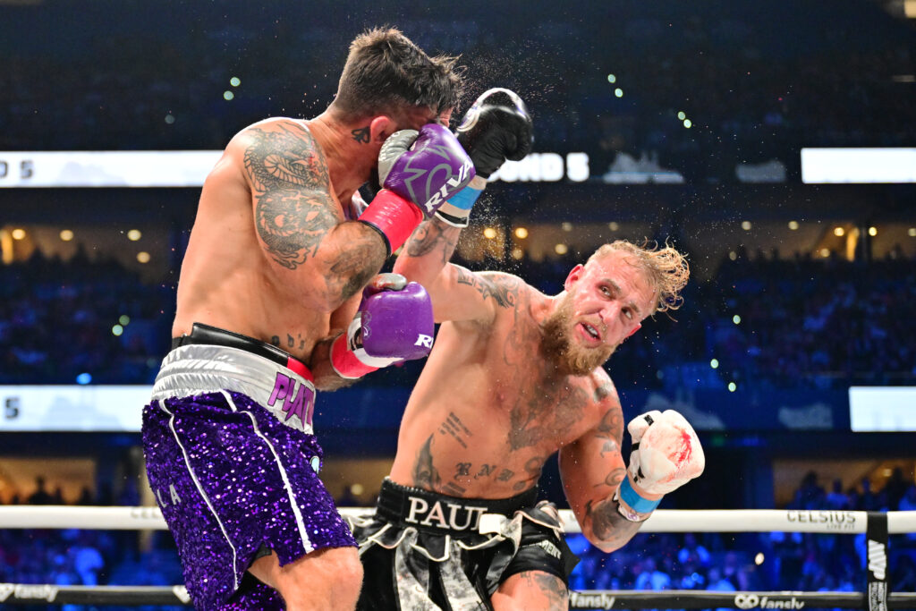 Jake Paul v Mike Perry