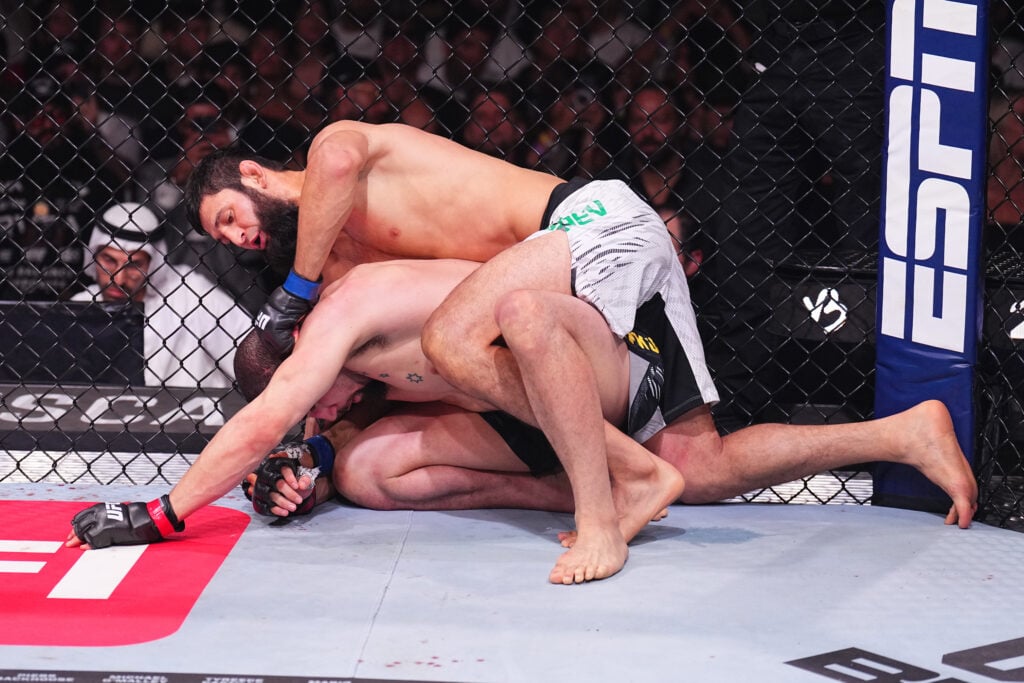 UFC 308: Whittaker v Chimaev