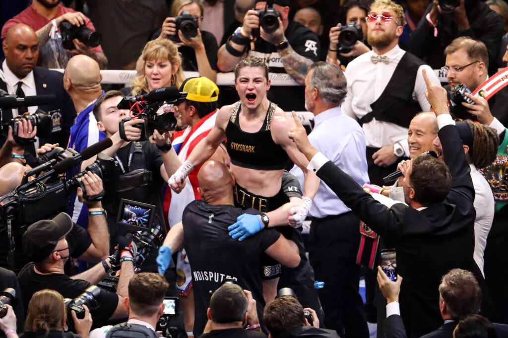 Katie Taylor v Amanda Serrano