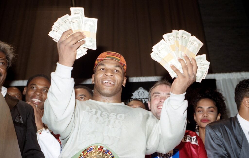 Mike Tyson v Carl Williams