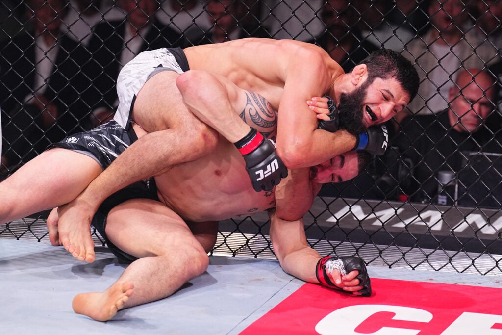 UFC 308: Whittaker v Chimaev