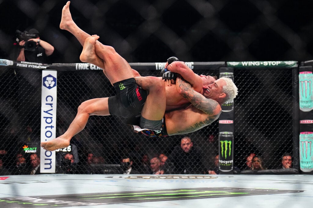 UFC 309: Oliveira v Chandler