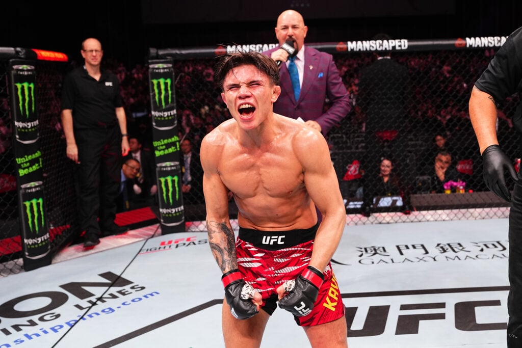 Lone'er Kavanagh celebrates his win over Jose Ochoa in Macau