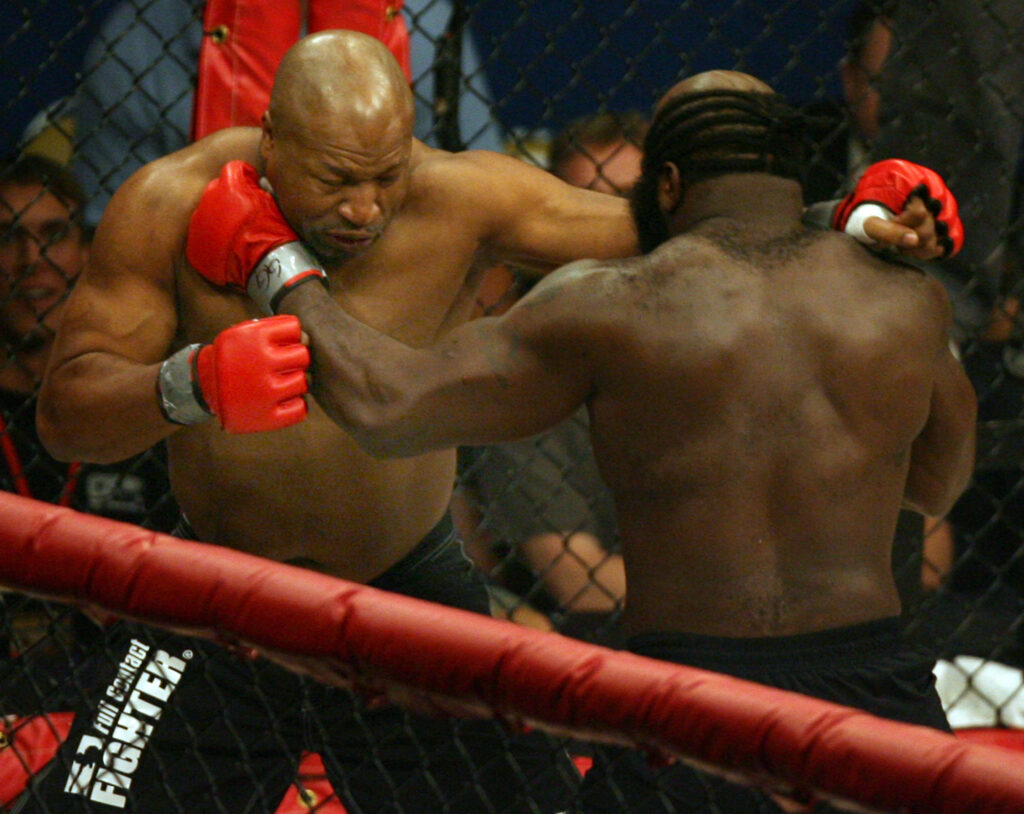 Ultimate Fighting - CFFC 5 - June 23, 2007