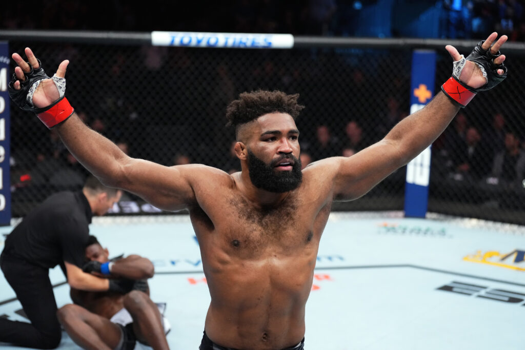 UFC 282: Curtis v Buckley