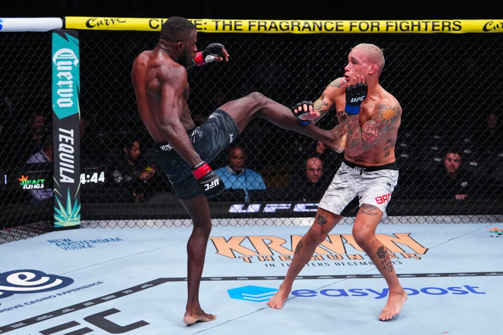UFC 310: Brown v Battle