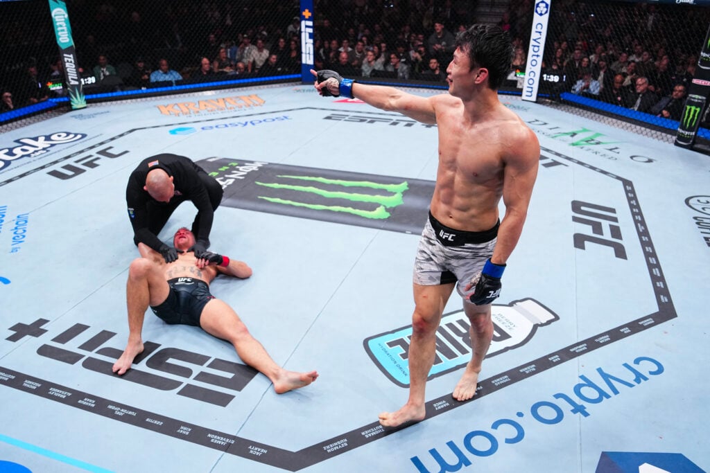 Dooho Choi celebrates after knocking out Nate Landwehr