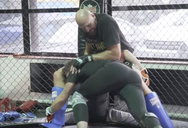 Darren Till taking down Tyson Fury